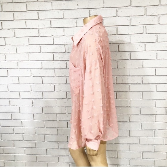 Asos Women’s Textured Pink Button Down Top - Picture 4 of 6